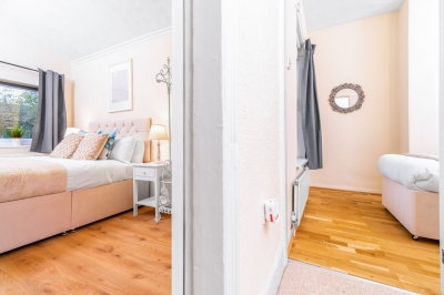 Stylish Three Bedroom House - Harborne - Parking - Garden