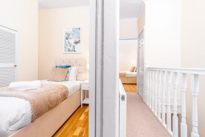 Stylish Three Bedroom House - Harborne - Parking - Garden