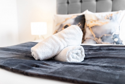 The Marsons Collection - Two Bedroom Apartment -  Balcony - Parking -  Smethwick