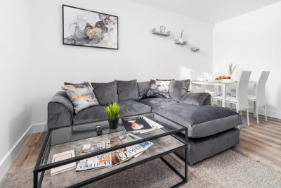 The Marsons Collection - Two Bedroom Apartment  -  Balcony - Parking -  Smethwick 2
