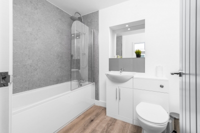 The Marsons Collection - Two Bedroom Apartment  -  Balcony - Parking -  Smethwick 2