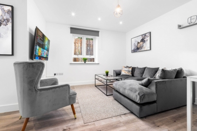 The Marsons Collection - Two Bedroom Apartment  -  Balcony - Parking -  Smethwick 2
