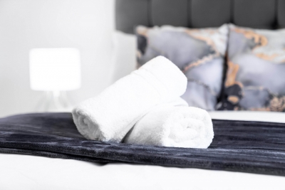 The Marsons Collection - Two Bed Apartment -  Balcony - Parking -  Smethwick