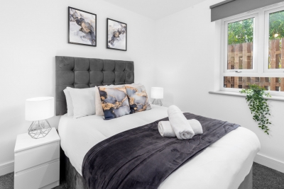 The Marsons Collection - Two Bed Apartment -  Balcony - Parking -  Smethwick