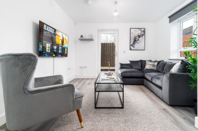 The Marsons Collection - Two Bed Apartment -  Balcony - Parking -  Smethwick