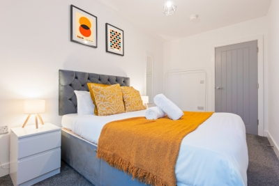 The Marsons Collection - Two Bed Apartment -  Balcony - Parking