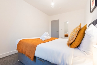 The Marsons Collection - Two Bed Apartment -  Balcony - Parking
