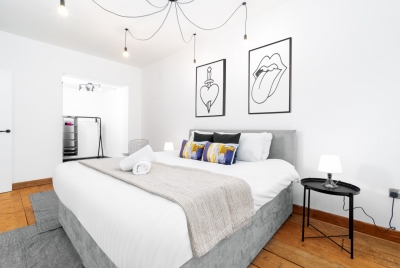 Newtown Lofts -  Unique Stylish Apartment - Parking