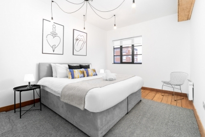 Newtown Lofts -  Unique Stylish Apartment - Parking