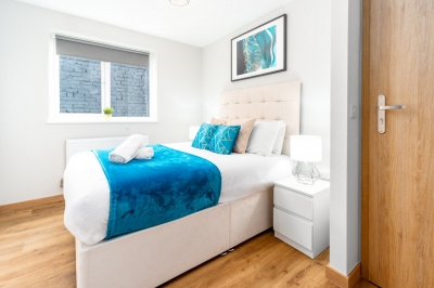 Stylish Two Bed - Two Parking Spaces - Stourbridge