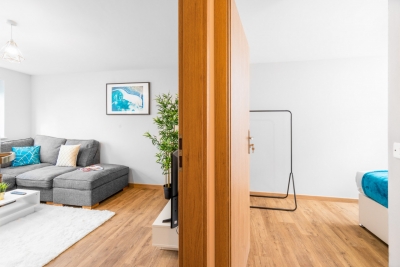 Stylish Two Bed - Two Parking Spaces - Stourbridge