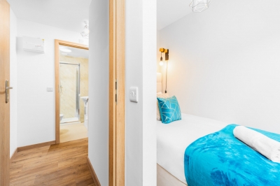 Stylish Two Bed - Two Parking Spaces - Stourbridge