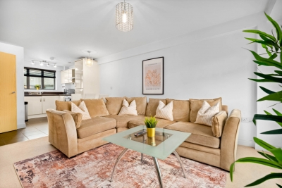 Stylish Apartment - JQ - City Centre - Fast WiFi