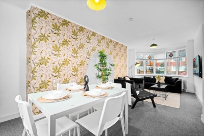 Semi-Detached Three Bed House - Garden - Parking - Great Barr