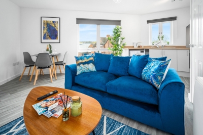 2 Bed Apt*Parking*Wi-Fi*Netflix