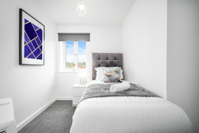 Stylish 2 Bed Apartment -  Parking - Smart TV - WIFI