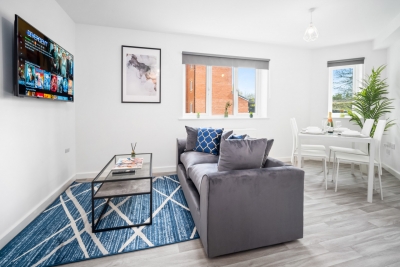 Stylish 2 Bed Apartment -  Parking - Smart TV - WIFI