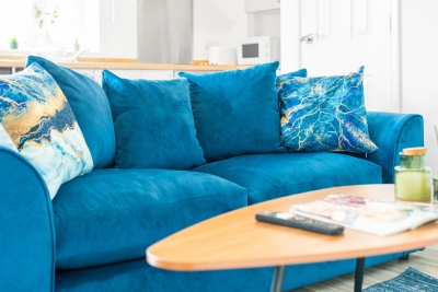 Stylish 2 Bed Apartment -  Parking - Smart TV - WIFI