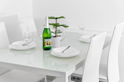 Stylish 2 Bed Apartment -  Parking - Smart TV - WIFI
