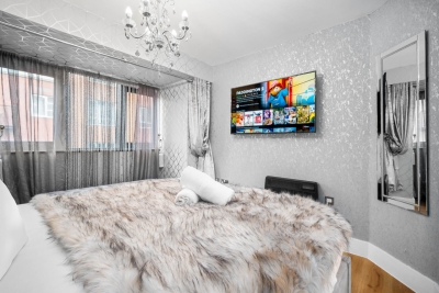 Stylish B1 Apartment - Netflix - Fast WiFi