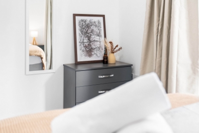 Stylish 2 Bedroom Apartment - Parking - Smart TV - WIFI