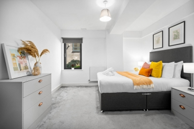 Modern 2 Bed Apartment - Smart TV - WIFI