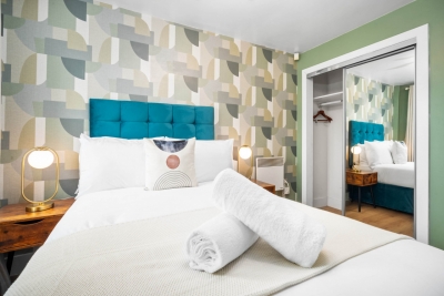 Modern B1 Apartment - 2 Bedrooms - Balcony