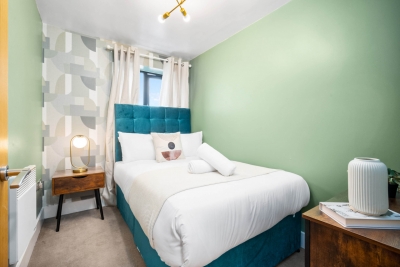 Modern B1 Apartment - 2 Bedrooms - Balcony