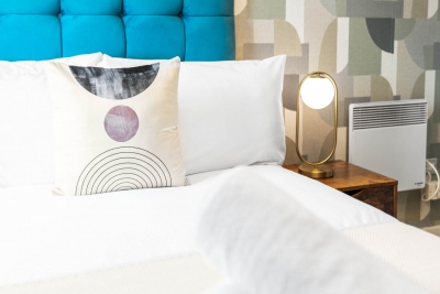 Modern B1 Apartment - 2 Bedrooms - Balcony