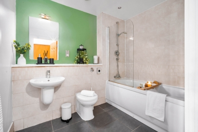 Modern B1 Apartment - 2 Bedrooms - Balcony