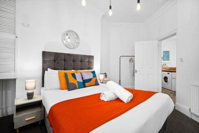 Modern Apartment - Parking - Fast WiFi - Wolverhampton