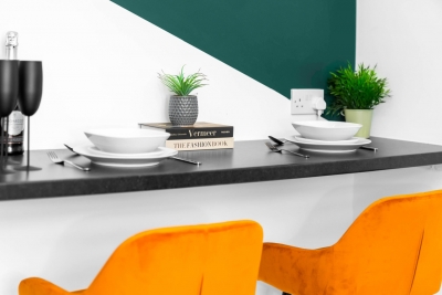 Modern 3 Bedroom Apartment - Terrace - WiFi - Smart TV