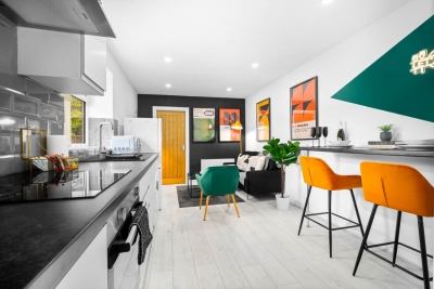 Modern 3 Bedroom Apartment - Terrace - WiFi - Smart TV