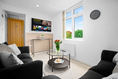 Modern 2 Bedroom Apartment - WiFi - Smart TV