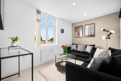 Modern 2 Bedroom Apartment - WiFi - Smart TV