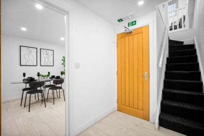 Modern 2 Bedroom Apartment - WiFi - Smart TV
