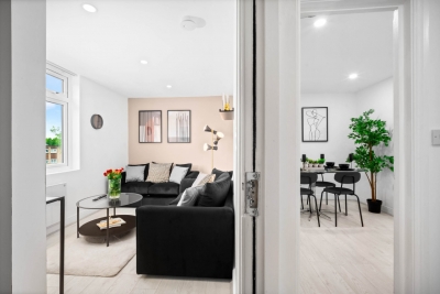Modern 2 Bedroom Apartment - WiFi - Smart TV
