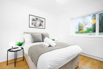 Cozy 4 Bedroom Bungalow - Parking - Garden - Sutton Coldfield