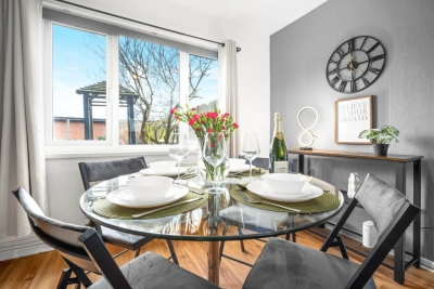 Cozy 3 Bed House - City Centre - Garden - Parking