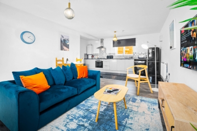 Cozy Apartment - Parking - WiFi - Cradley Heath