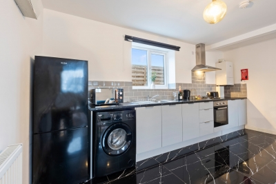 Stylish Apartment - Parking - Smart Tv - Cradley Heath