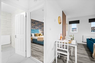Stylish Apartment - Parking - WiFi - Cradley Heath
