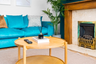 Stylish Three Bedroom House - Garden - Parking