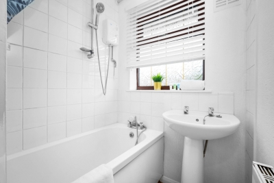 Modern Three Bed House - Garden - Parking