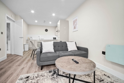 Stylish 2 Bed Apartment - Smart TV - WIFI -  Jewellery Quarter 1