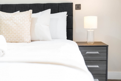 Stylish 2 Bed Apartment - Smart TV - WIFI -  Jewellery Quarter
