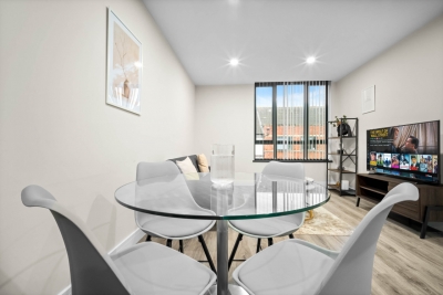 Stylish 2 Bed Apartment - Smart TV - WIFI -  Jewellery Quarter