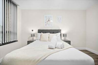 Stylish 2 Bed Apartment - Smart TV - WIFI -  Jewellery Quarter