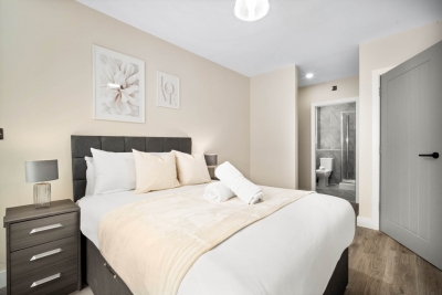 Stylish 2 Bed Apartment - Smart TV - WIFI -  Jewellery Quarter