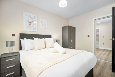 Stylish 2 Bed Apartment - Smart TV - WIFI -  Jewellery Quarter 10A